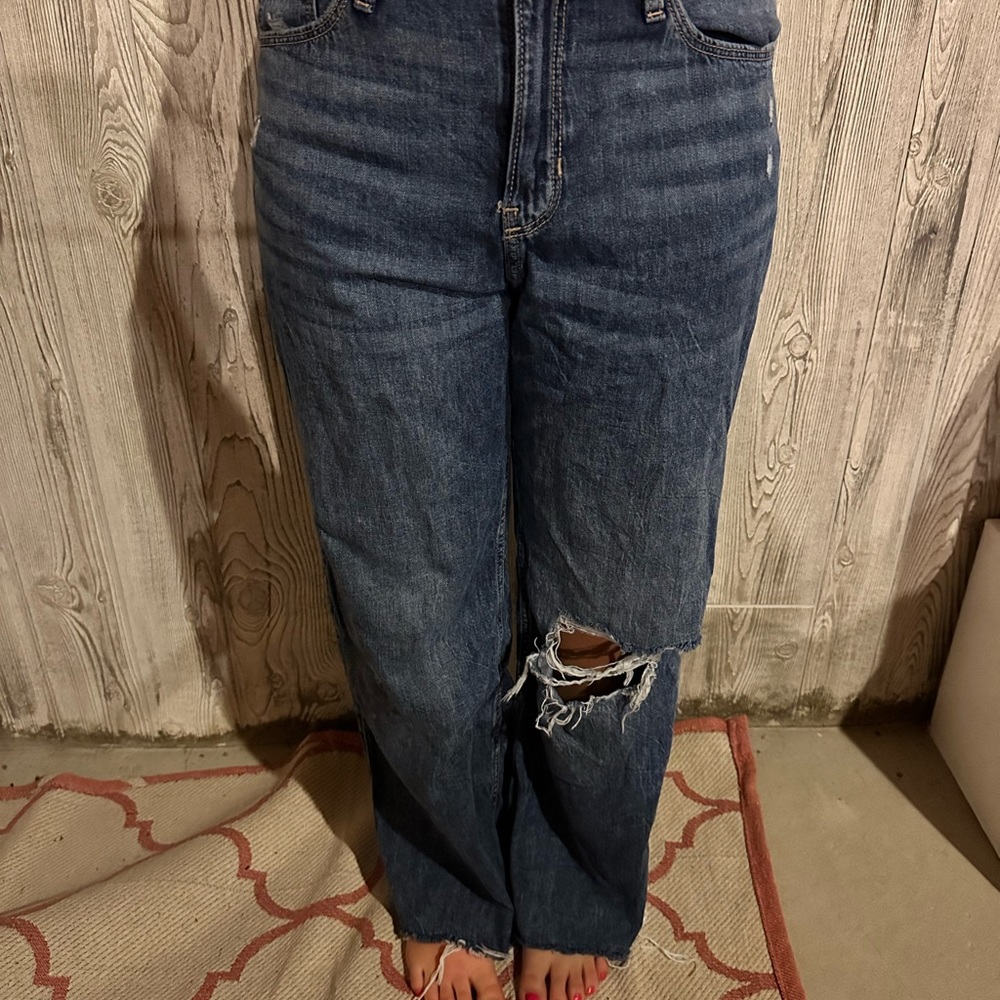 Hollister Jeans Size 7R Brand new